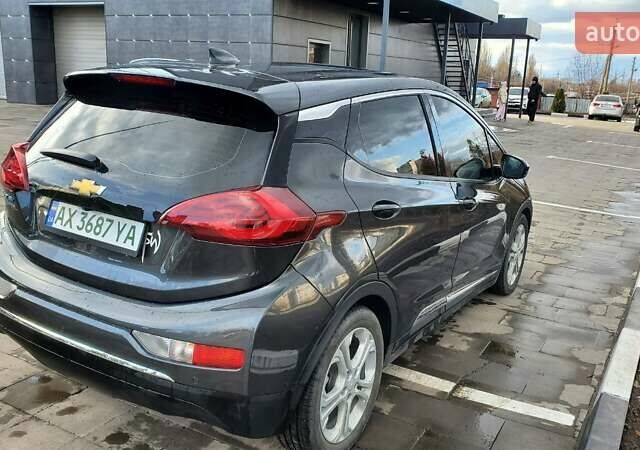 Серый Шевроле Bolt EV, объемом двигателя 0 л и пробегом 20 тыс. км за 15100 $, фото 86 на Automoto.ua