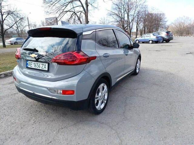 Серый Шевроле Bolt EV, объемом двигателя 0 л и пробегом 58 тыс. км за 18000 $, фото 7 на Automoto.ua