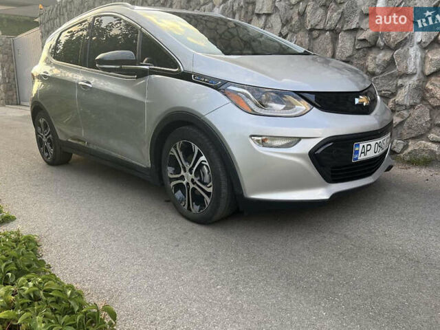Серый Шевроле Bolt EV, объемом двигателя 0 л и пробегом 52 тыс. км за 17700 $, фото 1 на Automoto.ua