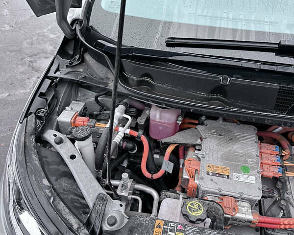 Сірий Шевроле Bolt EV, об'ємом двигуна 0 л та пробігом 80 тис. км за 16000 $, фото 29 на Automoto.ua