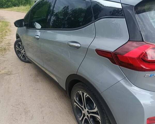Сірий Шевроле Bolt EV, об'ємом двигуна 0 л та пробігом 28 тис. км за 17500 $, фото 5 на Automoto.ua