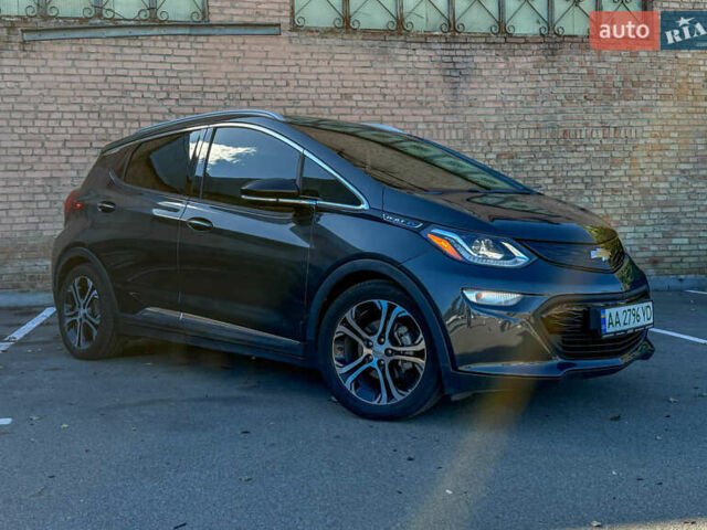 Серый Шевроле Bolt EV, объемом двигателя 0 л и пробегом 54 тыс. км за 18900 $, фото 3 на Automoto.ua