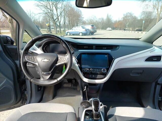 Серый Шевроле Bolt EV, объемом двигателя 0 л и пробегом 58 тыс. км за 18000 $, фото 18 на Automoto.ua