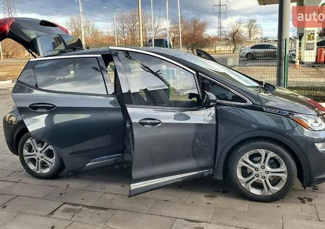Серый Шевроле Bolt EV, объемом двигателя 0 л и пробегом 20 тыс. км за 15100 $, фото 9 на Automoto.ua