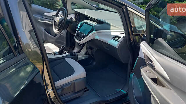 Серый Шевроле Bolt EV, объемом двигателя 0 л и пробегом 22 тыс. км за 15950 $, фото 8 на Automoto.ua