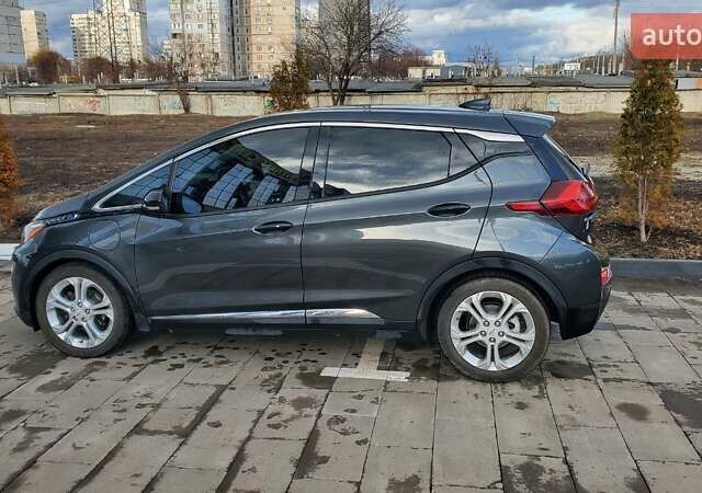 Серый Шевроле Bolt EV, объемом двигателя 0 л и пробегом 20 тыс. км за 15100 $, фото 15 на Automoto.ua