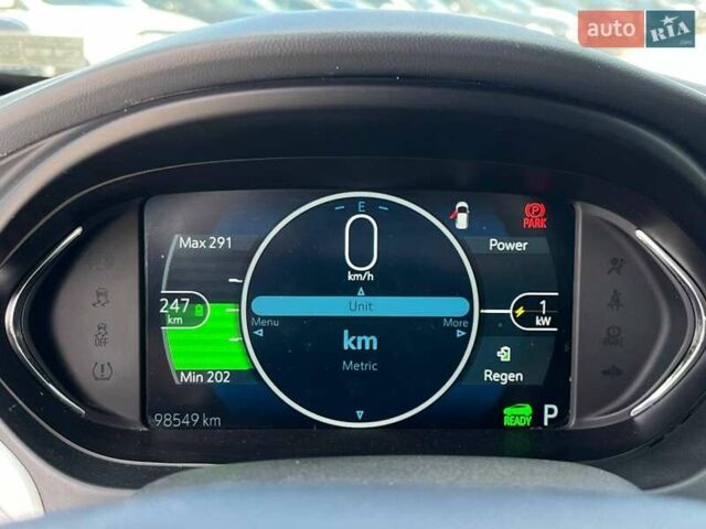 Серый Шевроле Bolt EV, объемом двигателя 0 л и пробегом 98 тыс. км за 15490 $, фото 38 на Automoto.ua