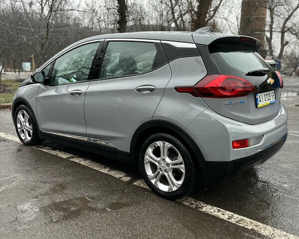Сірий Шевроле Bolt EV, об'ємом двигуна 0 л та пробігом 80 тис. км за 16000 $, фото 4 на Automoto.ua