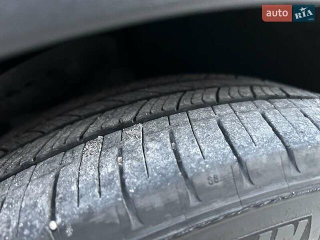 Серый Шевроле Bolt EV, объемом двигателя 0 л и пробегом 99 тыс. км за 15999 $, фото 33 на Automoto.ua