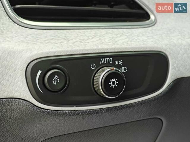 Сірий Шевроле Bolt EV, об'ємом двигуна 0 л та пробігом 33 тис. км за 15500 $, фото 28 на Automoto.ua