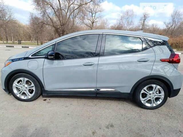 Серый Шевроле Bolt EV, объемом двигателя 0 л и пробегом 58 тыс. км за 18000 $, фото 9 на Automoto.ua