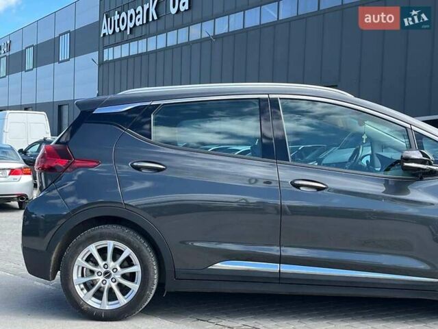 Серый Шевроле Bolt EV, объемом двигателя 0 л и пробегом 98 тыс. км за 15490 $, фото 10 на Automoto.ua