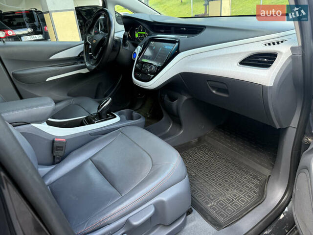 Серый Шевроле Bolt EV, объемом двигателя 0 л и пробегом 34 тыс. км за 16900 $, фото 11 на Automoto.ua