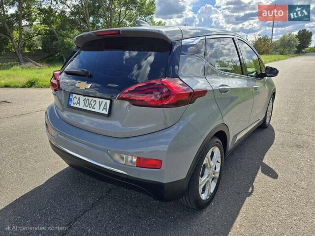 Серый Шевроле Bolt EV, объемом двигателя 0 л и пробегом 35 тыс. км за 16000 $, фото 6 на Automoto.ua
