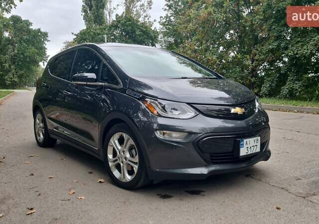 Серый Шевроле Bolt EV, объемом двигателя 0 л и пробегом 52 тыс. км за 18500 $, фото 7 на Automoto.ua