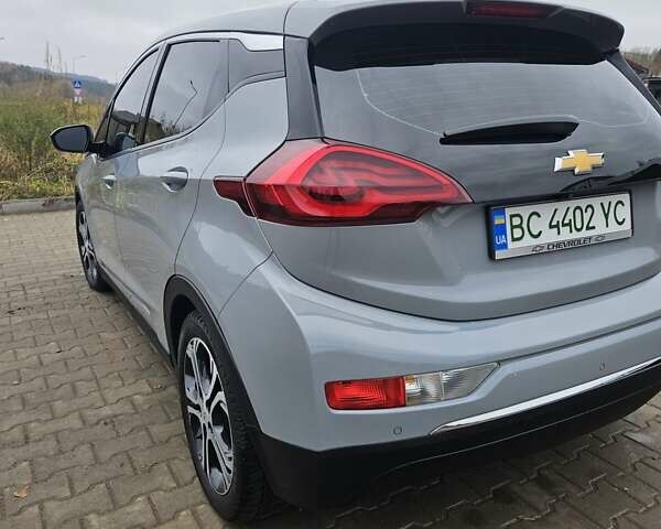Серый Шевроле Bolt EV, объемом двигателя 0 л и пробегом 123 тыс. км за 14300 $, фото 6 на Automoto.ua