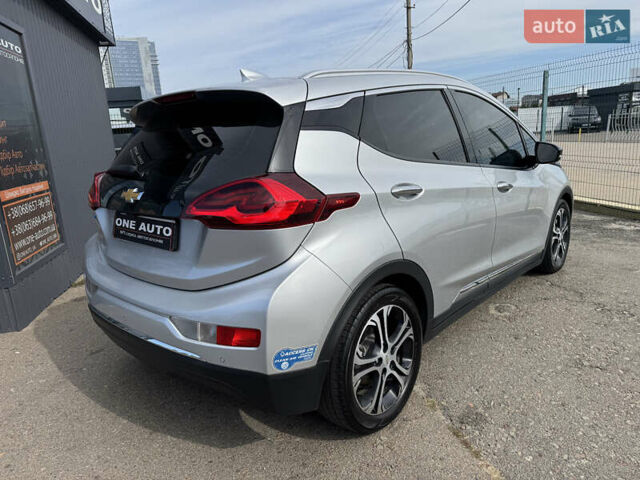 Серый Шевроле Bolt EV, объемом двигателя 0 л и пробегом 128 тыс. км за 14990 $, фото 6 на Automoto.ua