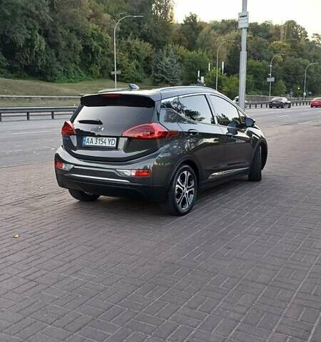 Серый Шевроле Bolt EV, объемом двигателя 0 л и пробегом 54 тыс. км за 16950 $, фото 4 на Automoto.ua