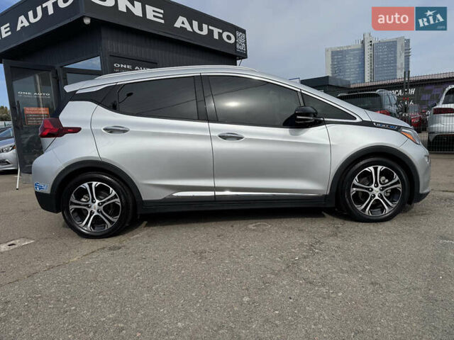 Серый Шевроле Bolt EV, объемом двигателя 0 л и пробегом 128 тыс. км за 14990 $, фото 5 на Automoto.ua