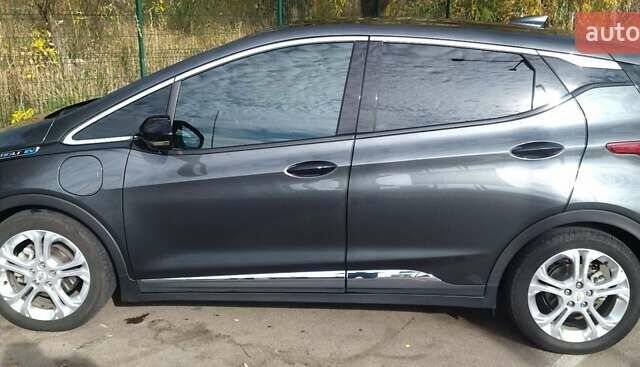Сірий Шевроле Bolt EV, об'ємом двигуна 0 л та пробігом 76 тис. км за 15400 $, фото 6 на Automoto.ua