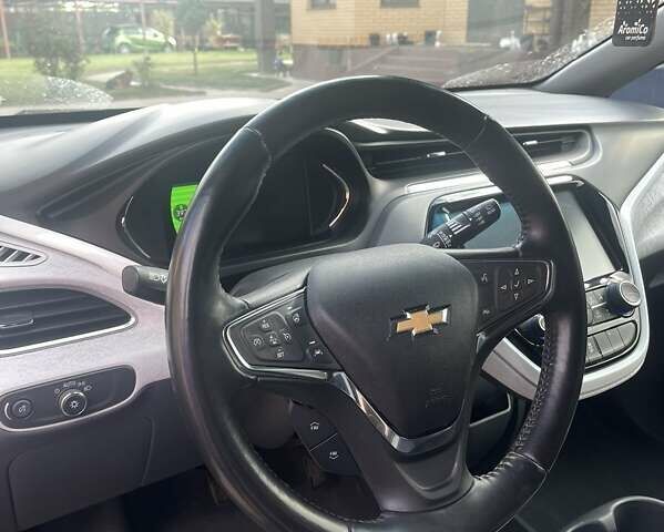 Серый Шевроле Bolt EV, объемом двигателя 0 л и пробегом 52 тыс. км за 18500 $, фото 11 на Automoto.ua