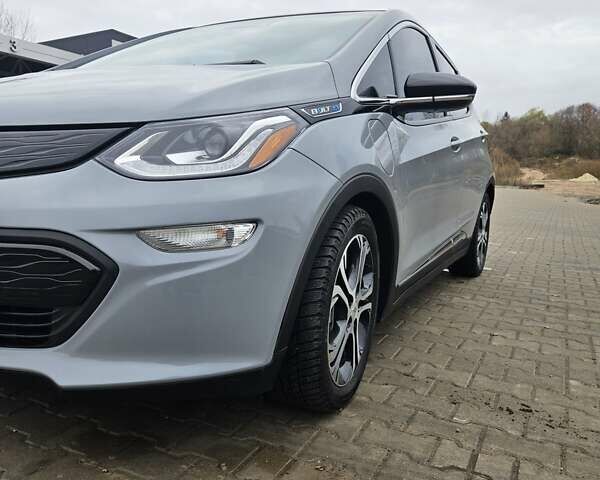 Серый Шевроле Bolt EV, объемом двигателя 0 л и пробегом 123 тыс. км за 14300 $, фото 8 на Automoto.ua