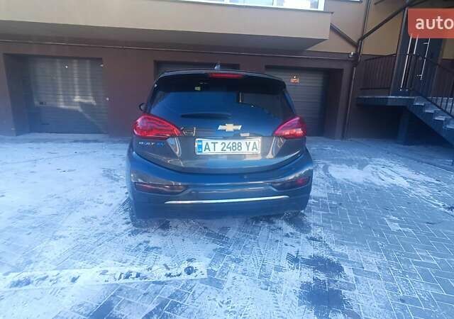 Серый Шевроле Bolt EV, объемом двигателя 0 л и пробегом 84 тыс. км за 18100 $, фото 9 на Automoto.ua