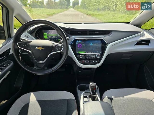 Серый Шевроле Bolt EV, объемом двигателя 0 л и пробегом 35 тыс. км за 16000 $, фото 16 на Automoto.ua