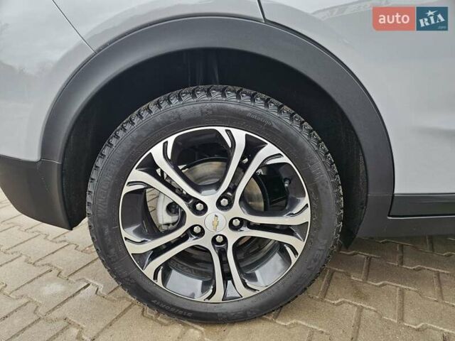 Серый Шевроле Bolt EV, объемом двигателя 0 л и пробегом 123 тыс. км за 14300 $, фото 10 на Automoto.ua