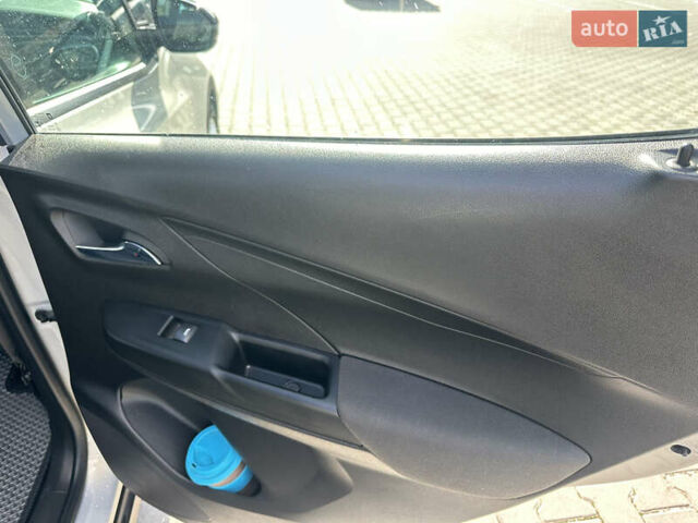 Серый Шевроле Bolt EV, объемом двигателя 0 л и пробегом 70 тыс. км за 19500 $, фото 12 на Automoto.ua