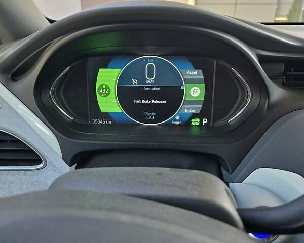 Серый Шевроле Bolt EV, объемом двигателя 0 л и пробегом 34 тыс. км за 17500 $, фото 9 на Automoto.ua