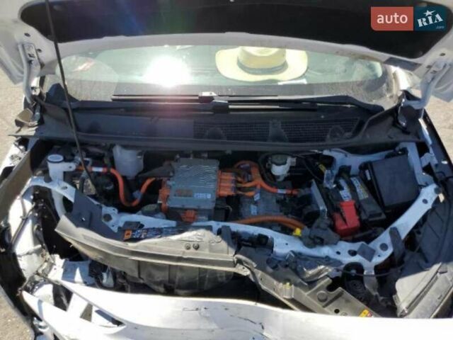 Серый Шевроле Bolt EV, объемом двигателя 0 л и пробегом 77 тыс. км за 9300 $, фото 5 на Automoto.ua