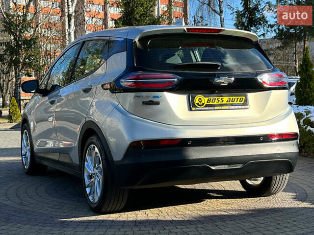 Серый Шевроле Bolt EV, объемом двигателя 0 л и пробегом 49 тыс. км за 19750 $, фото 4 на Automoto.ua