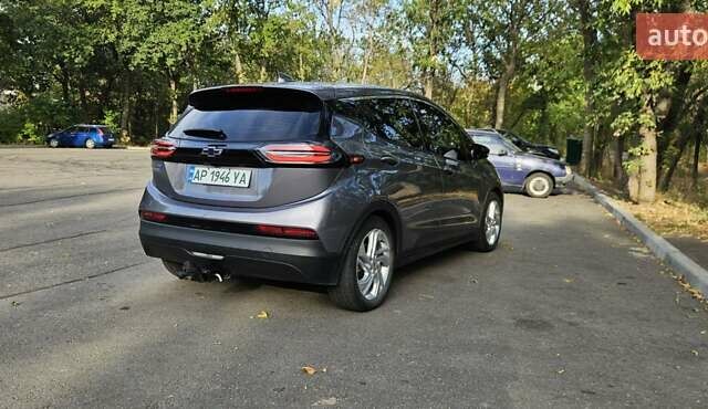 Серый Шевроле Bolt EV, объемом двигателя 0 л и пробегом 41 тыс. км за 18200 $, фото 7 на Automoto.ua