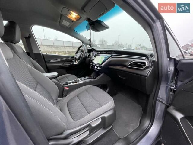 Серый Шевроле Bolt EV, объемом двигателя 0 л и пробегом 54 тыс. км за 15800 $, фото 8 на Automoto.ua