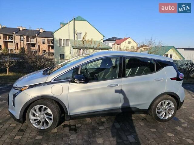Серый Шевроле Bolt EV, объемом двигателя 0 л и пробегом 48 тыс. км за 18400 $, фото 17 на Automoto.ua