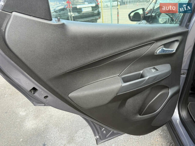 Серый Шевроле Bolt EV, объемом двигателя 0 л и пробегом 1 тыс. км за 21490 $, фото 12 на Automoto.ua