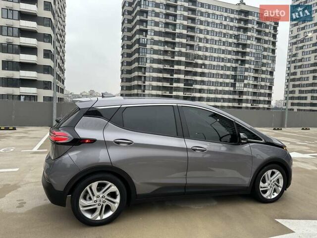 Серый Шевроле Bolt EV, объемом двигателя 0 л и пробегом 43 тыс. км за 17999 $, фото 9 на Automoto.ua