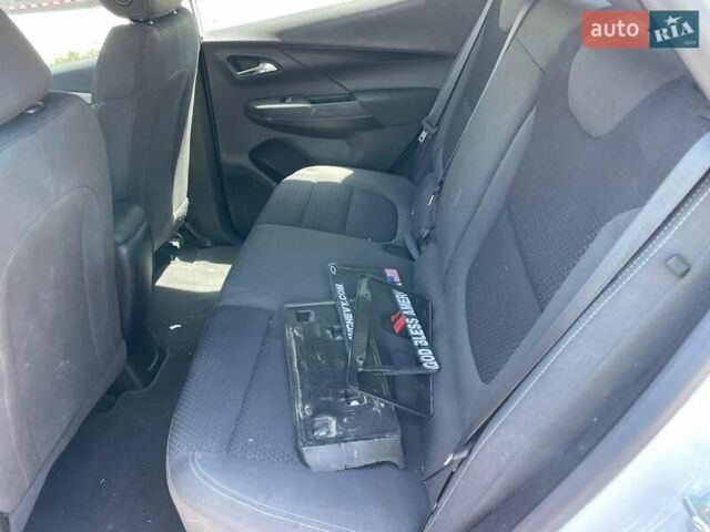 Серый Шевроле Bolt EV, объемом двигателя 0 л и пробегом 77 тыс. км за 9300 $, фото 27 на Automoto.ua