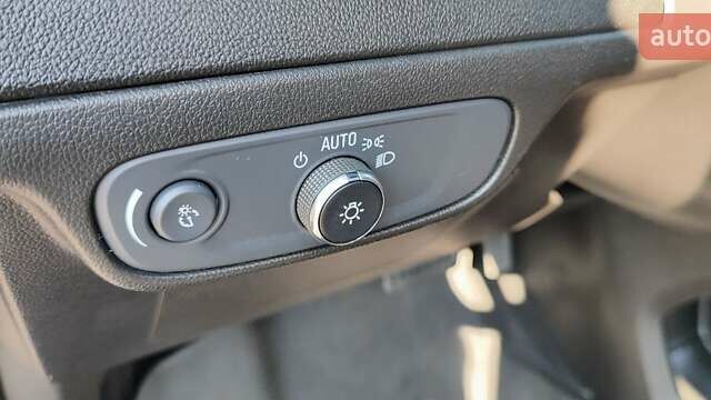 Серый Шевроле Bolt EV, объемом двигателя 0 л и пробегом 17 тыс. км за 16999 $, фото 13 на Automoto.ua
