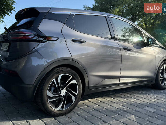 Серый Шевроле Bolt EV, объемом двигателя 0 л и пробегом 21 тыс. км за 19699 $, фото 23 на Automoto.ua