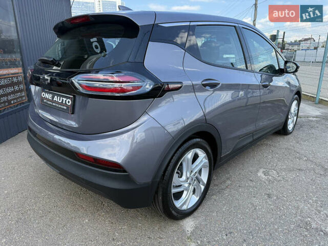 Серый Шевроле Bolt EV, объемом двигателя 0 л и пробегом 1 тыс. км за 21490 $, фото 5 на Automoto.ua