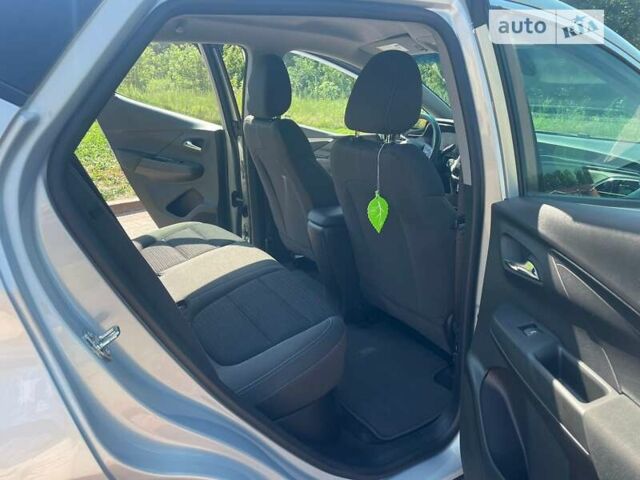 Сірий Шевроле Bolt EV, об'ємом двигуна 0 л та пробігом 63 тис. км за 18500 $, фото 1 на Automoto.ua