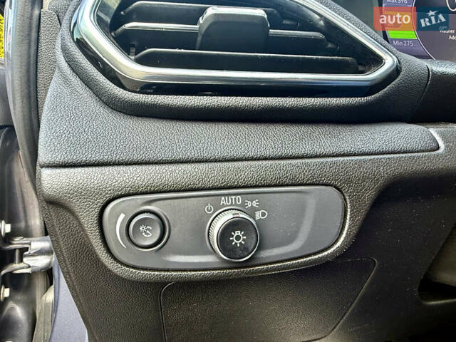 Серый Шевроле Bolt EV, объемом двигателя 0 л и пробегом 36 тыс. км за 17999 $, фото 27 на Automoto.ua