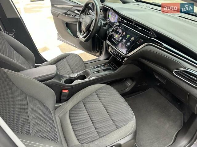 Серый Шевроле Bolt EV, объемом двигателя 0 л и пробегом 43 тыс. км за 17999 $, фото 25 на Automoto.ua