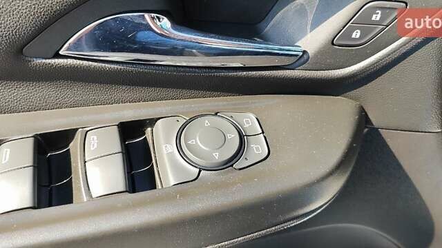 Серый Шевроле Bolt EV, объемом двигателя 0 л и пробегом 17 тыс. км за 16999 $, фото 14 на Automoto.ua