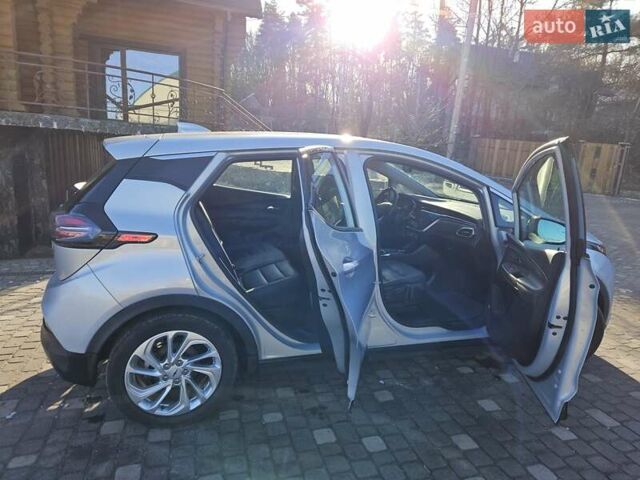 Серый Шевроле Bolt EV, объемом двигателя 0 л и пробегом 48 тыс. км за 18400 $, фото 13 на Automoto.ua