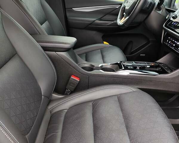 Серый Шевроле Bolt EV, объемом двигателя 0 л и пробегом 32 тыс. км за 19000 $, фото 17 на Automoto.ua