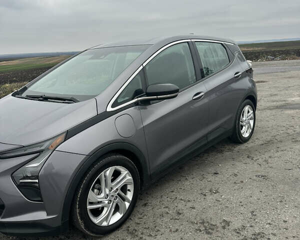 Серый Шевроле Bolt EV, объемом двигателя 0 л и пробегом 112 тыс. км за 17400 $, фото 1 на Automoto.ua