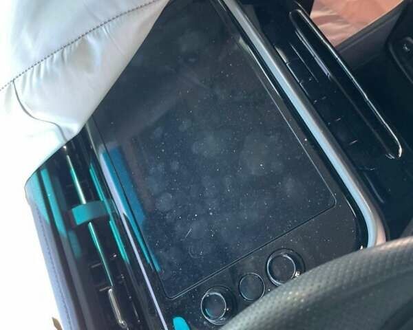 Серый Шевроле Bolt EV, объемом двигателя 0 л и пробегом 77 тыс. км за 9300 $, фото 29 на Automoto.ua